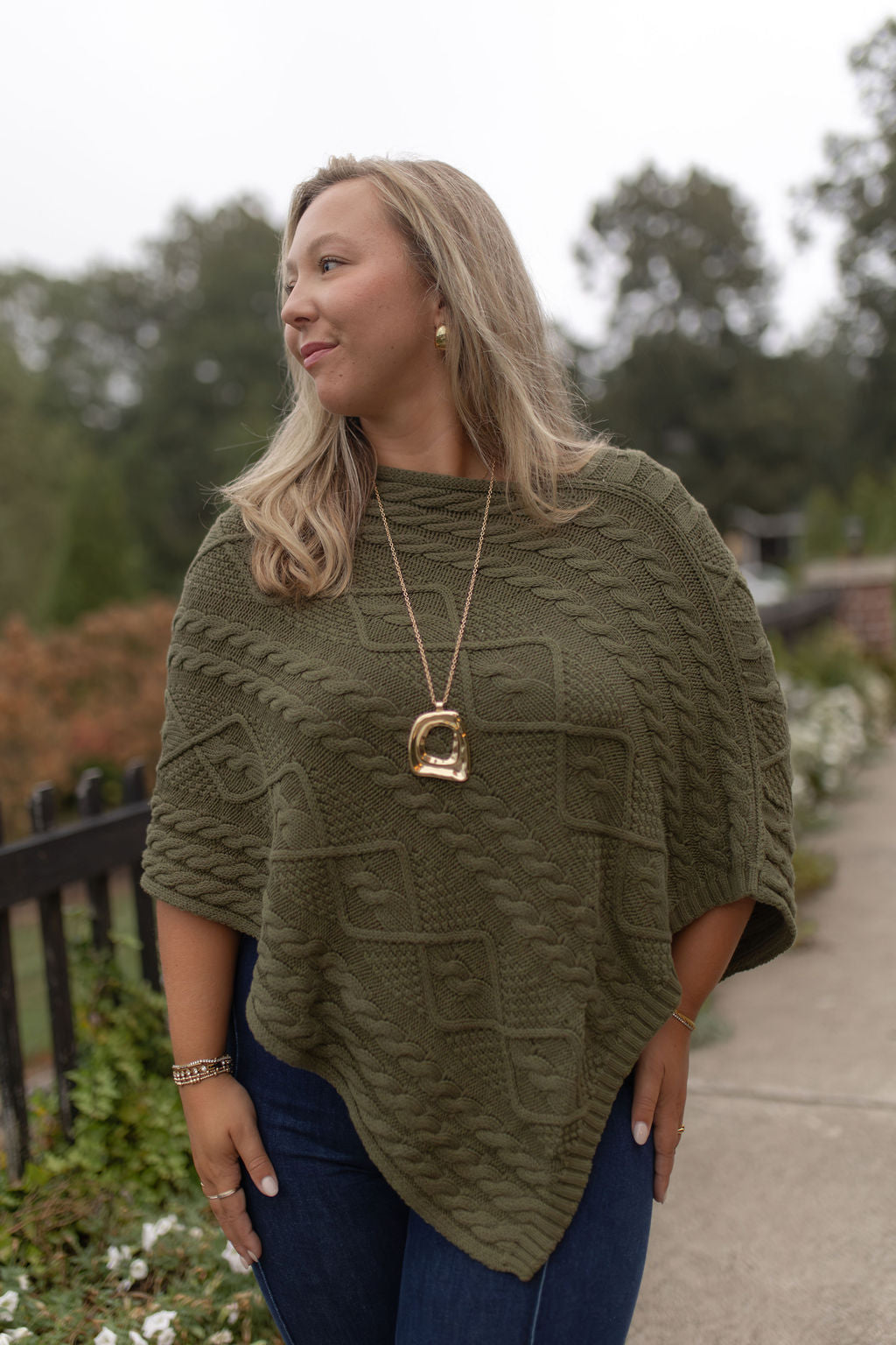 Margot Poncho | Olive