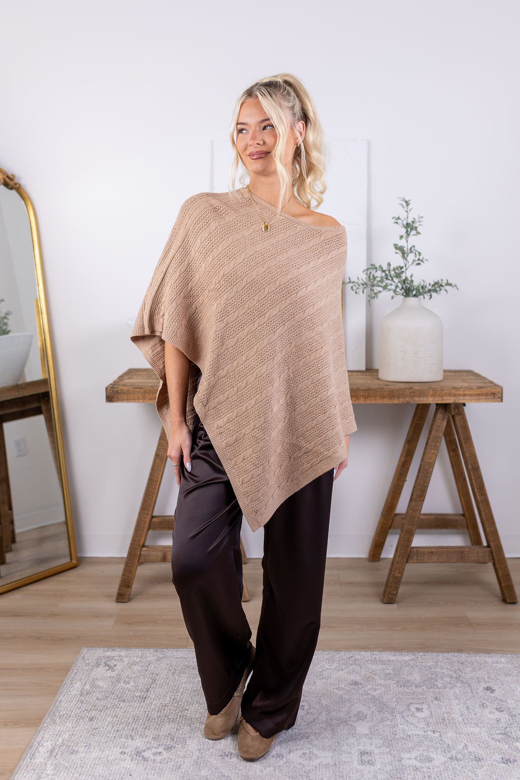 Carson Poncho | Peanut