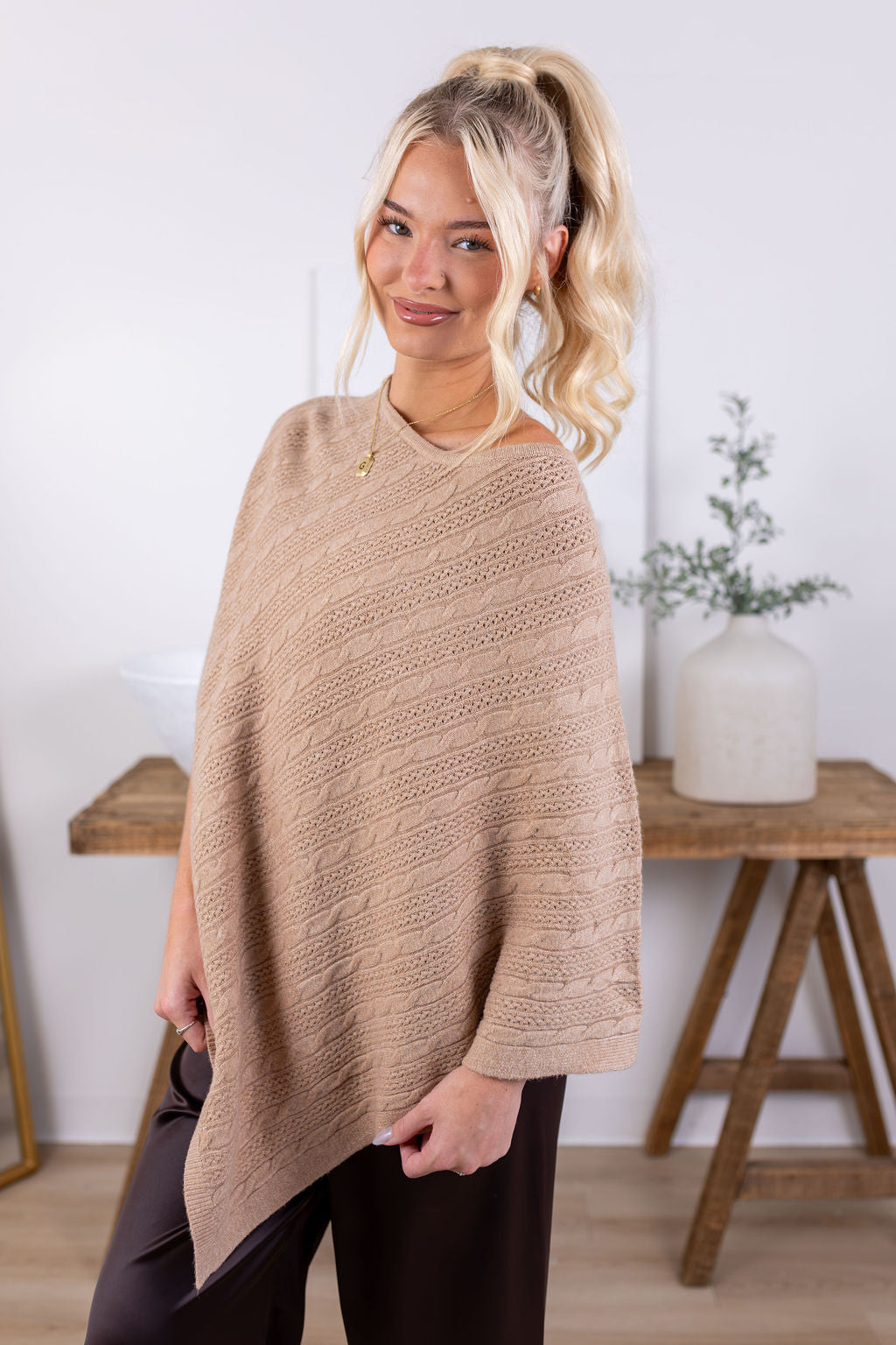 Carson Poncho | Peanut