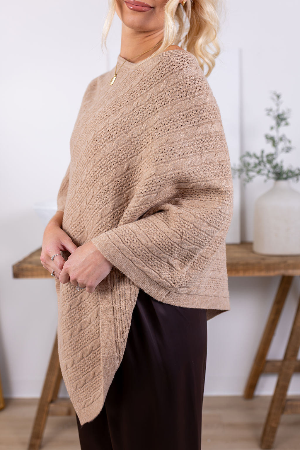 Carson Poncho | Peanut