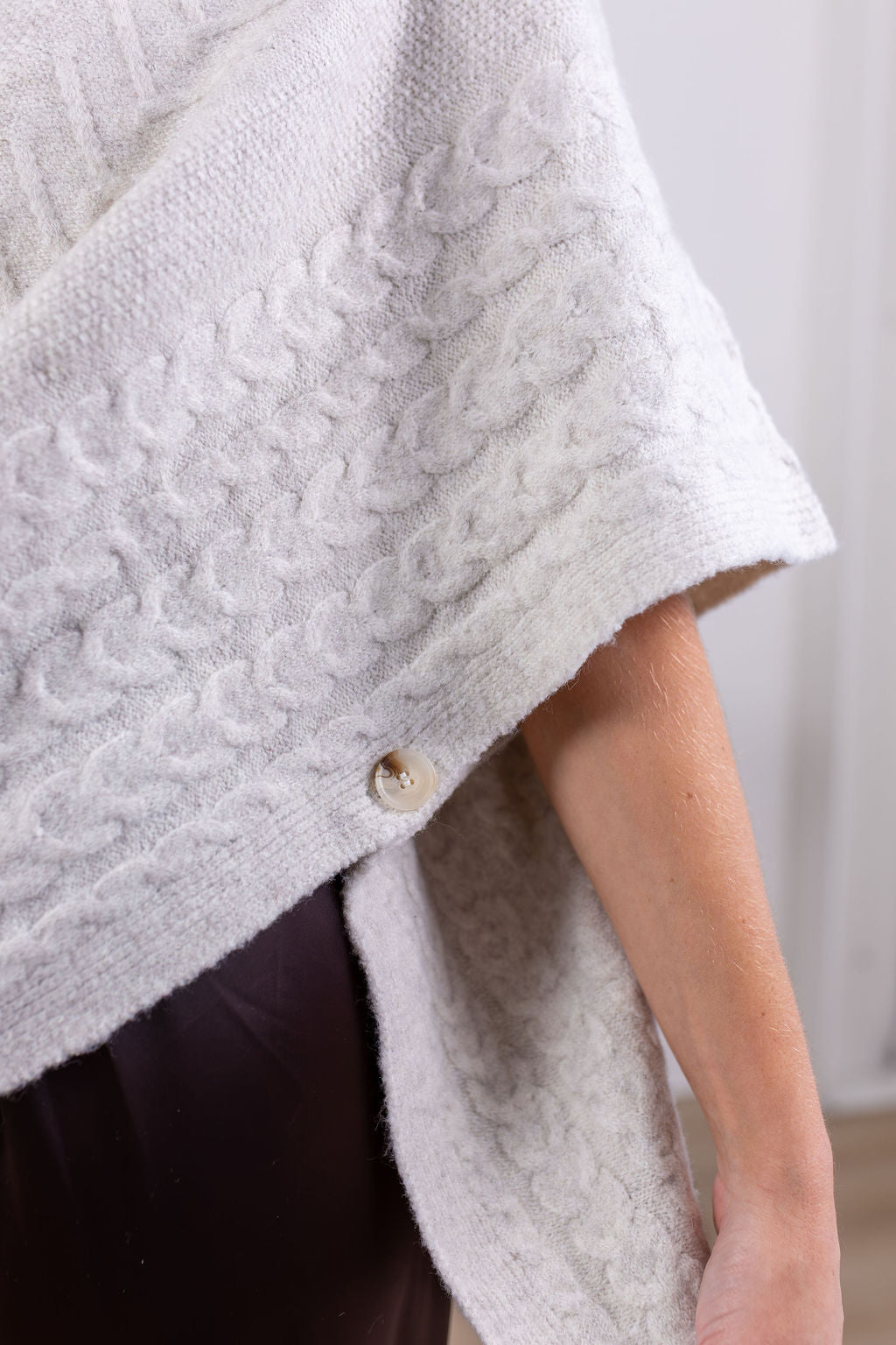 Niko Sweater Top