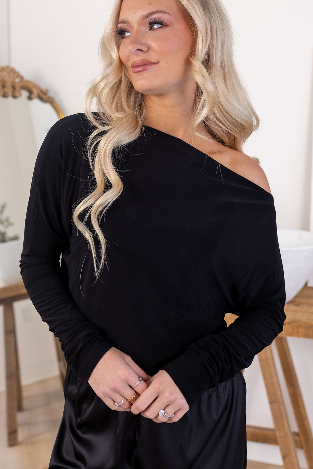Liz Asymmetrical Top