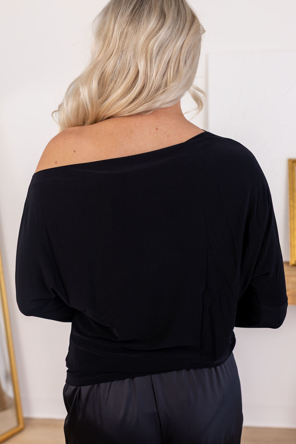 Liz Asymmetrical Top