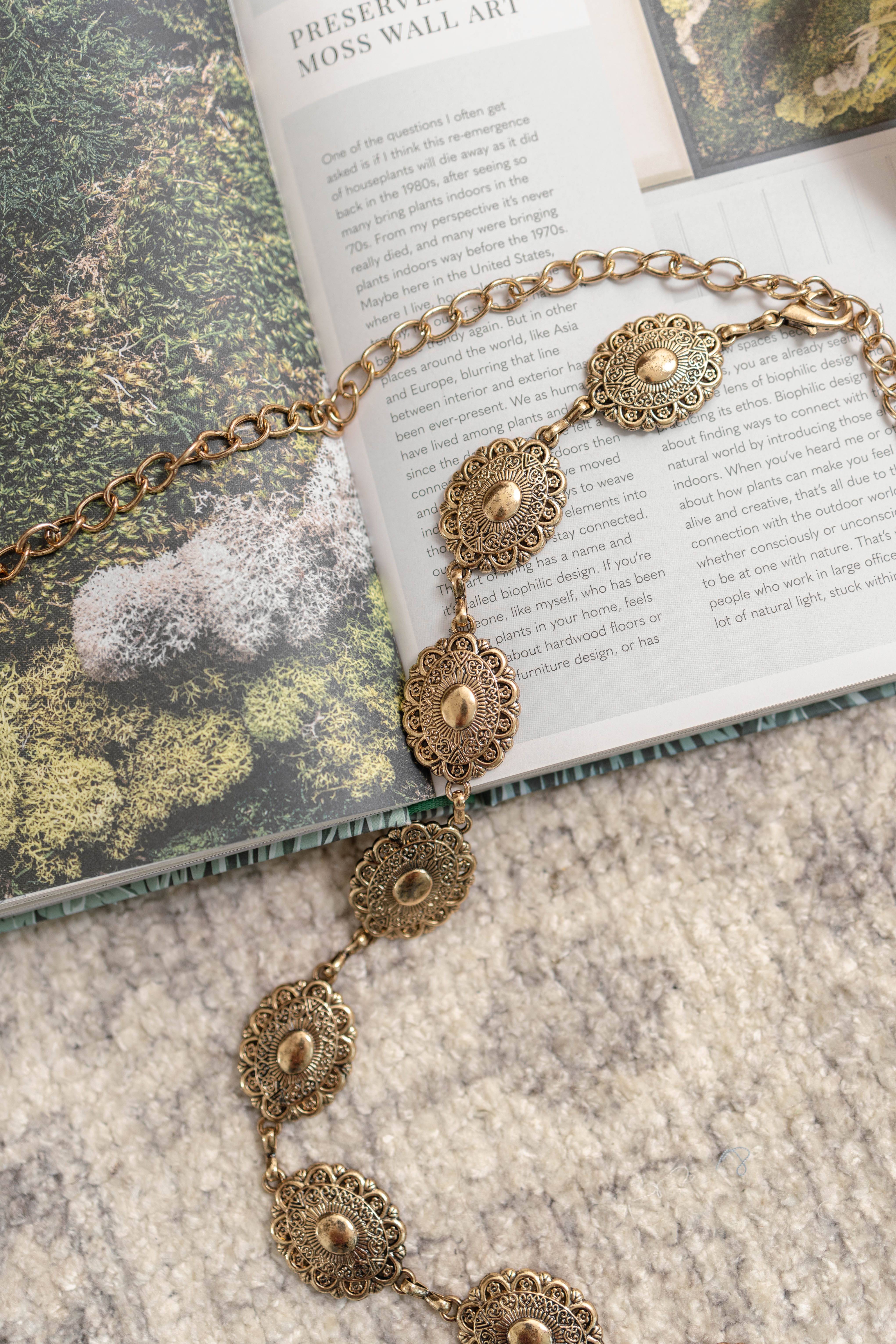 Oval Disc Chain Belt | Gold