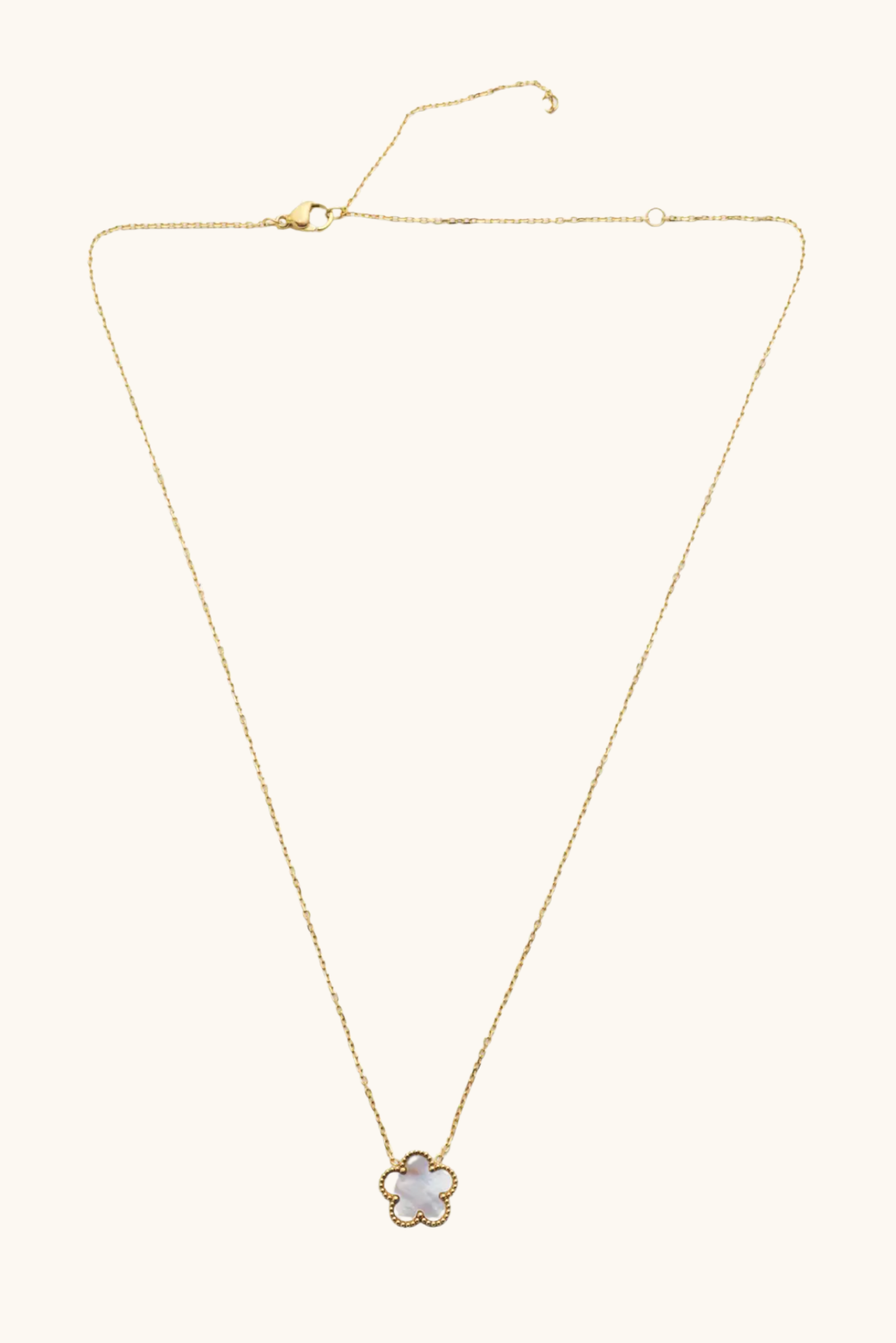 Shell Flora Necklace